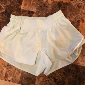 Lululemon Hotty Hot Short